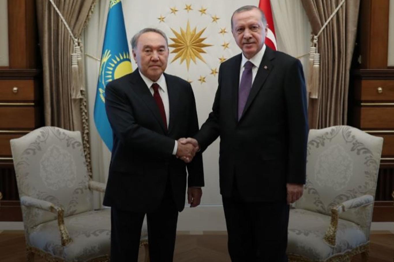Cumhurbaşkanı Erdoğan, Kazakistan’ın kurucu Cumhurbaşkanı Nazarbayev ile telefonda görüştü